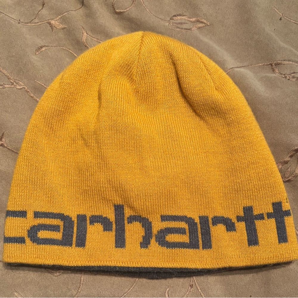 Carhartt yellow and gray reversible beanie